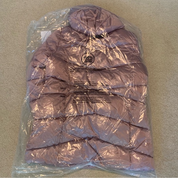NEW Hooded Puffer Jacket - Picture 12 of 14